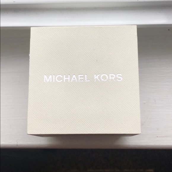 Michael kors watch - Picture 4 of 5